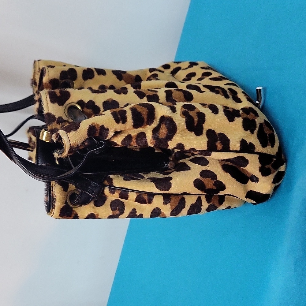 Morris Moskowitz Leather Bucket Bag - Picture 3 of 15